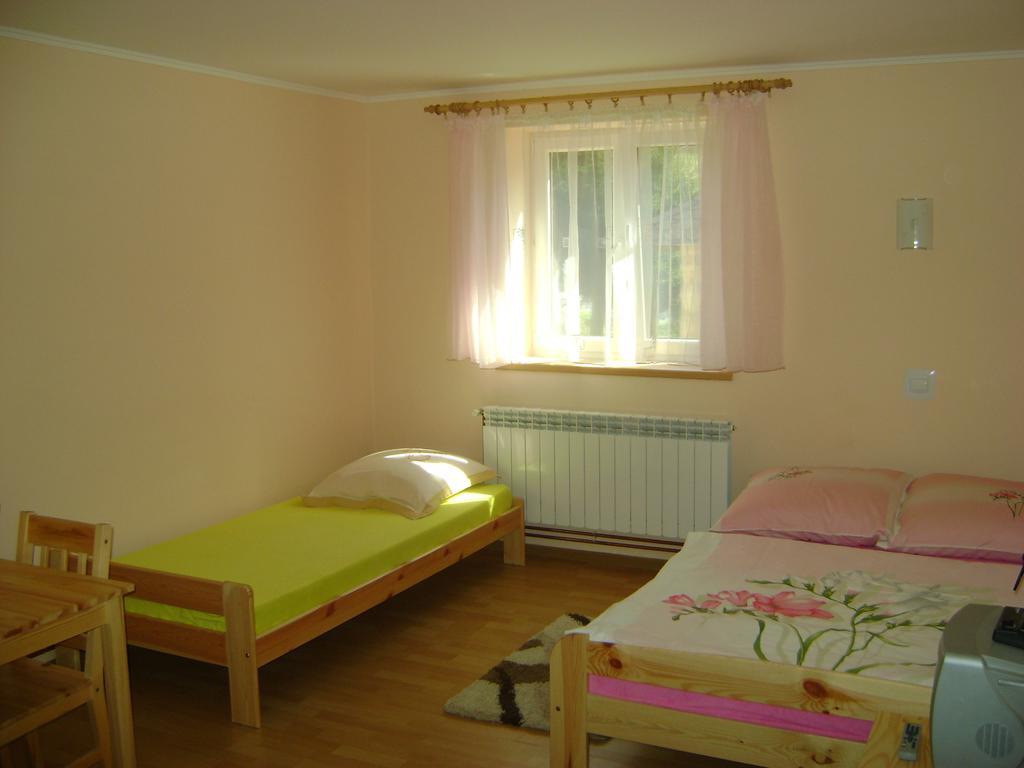 Pokoje Nad Strumykiem W Polanczyku Tel 13- 469 -2257 Екстериор снимка