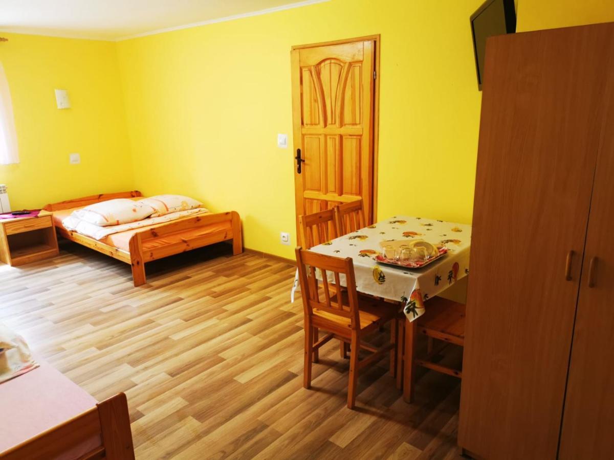 Pokoje Nad Strumykiem W Polanczyku Tel 13- 469 -2257 Екстериор снимка